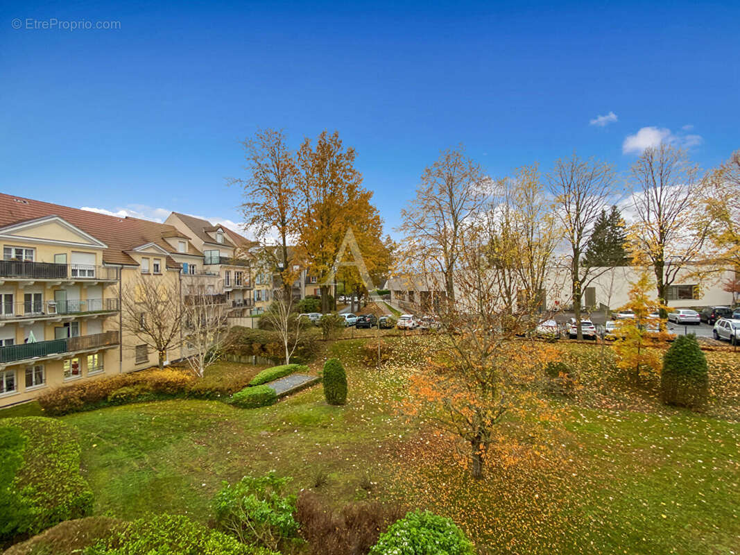 Appartement à VAUREAL