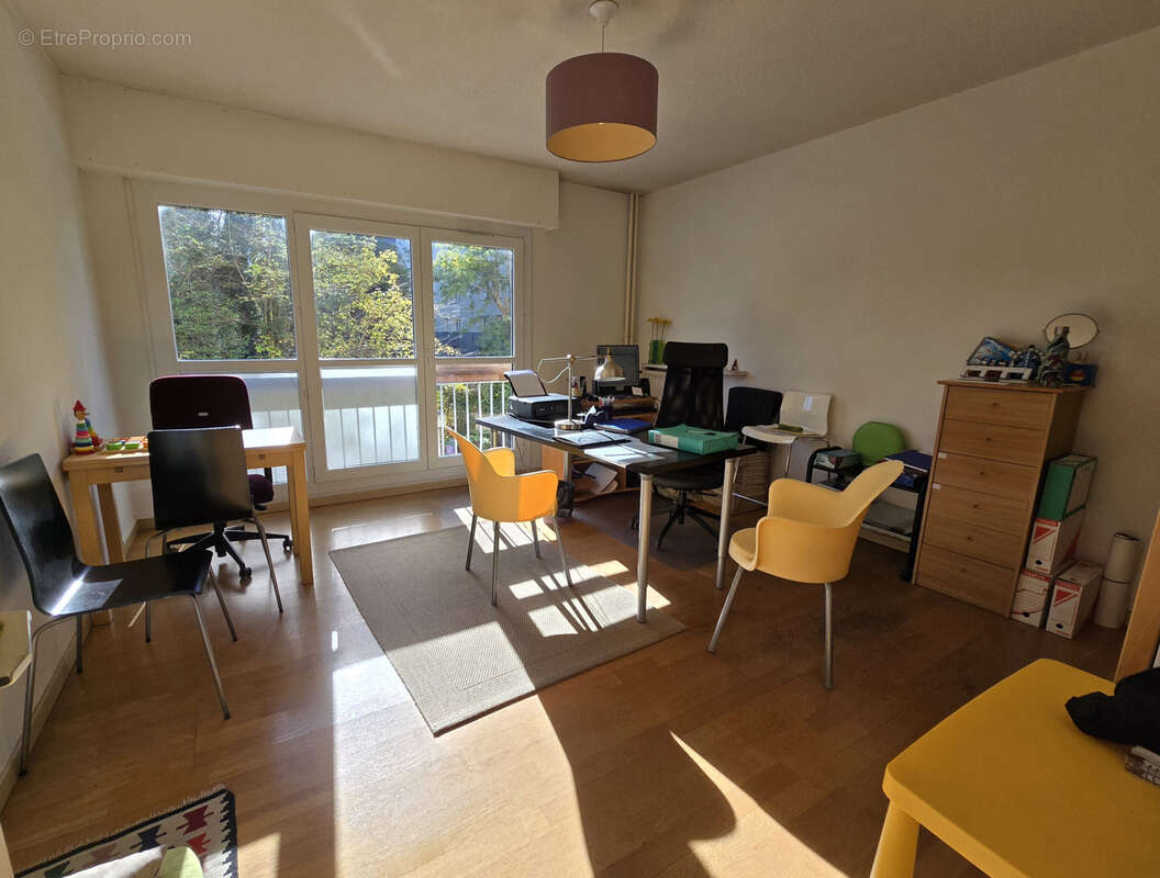 Appartement à LE PONT-DE-CLAIX