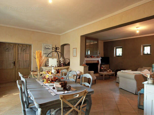 Propriété 800 m2 - photo 7