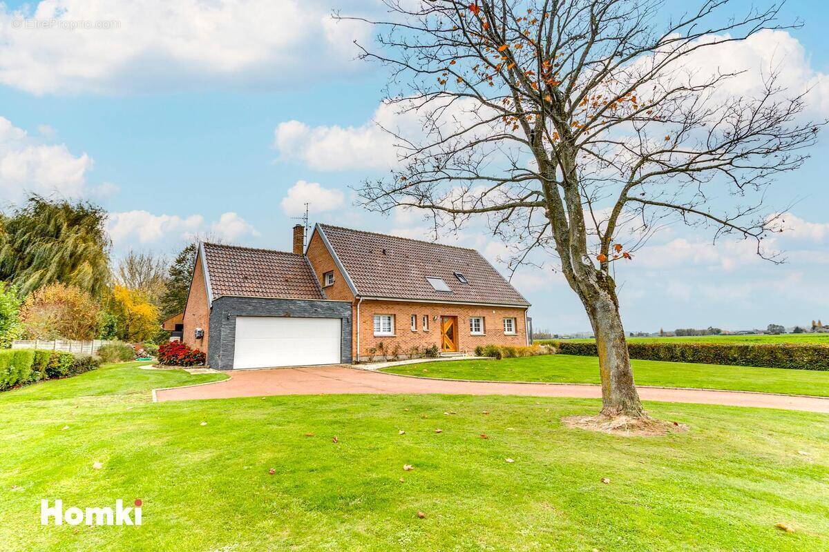 Maison à RADINGHEM-EN-WEPPES