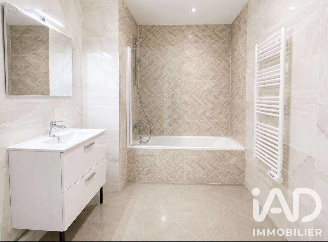 Photo 5 - Appartement à LE PERREUX-SUR-MARNE