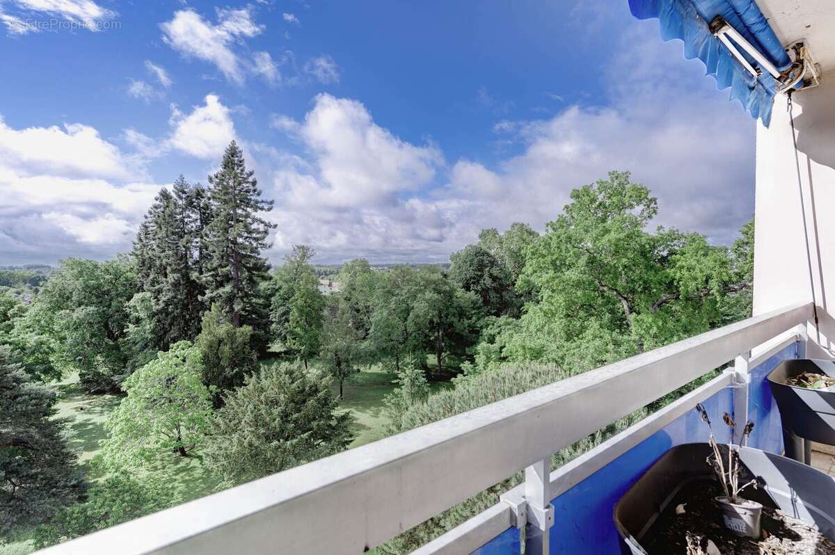 Appartement à BLANQUEFORT