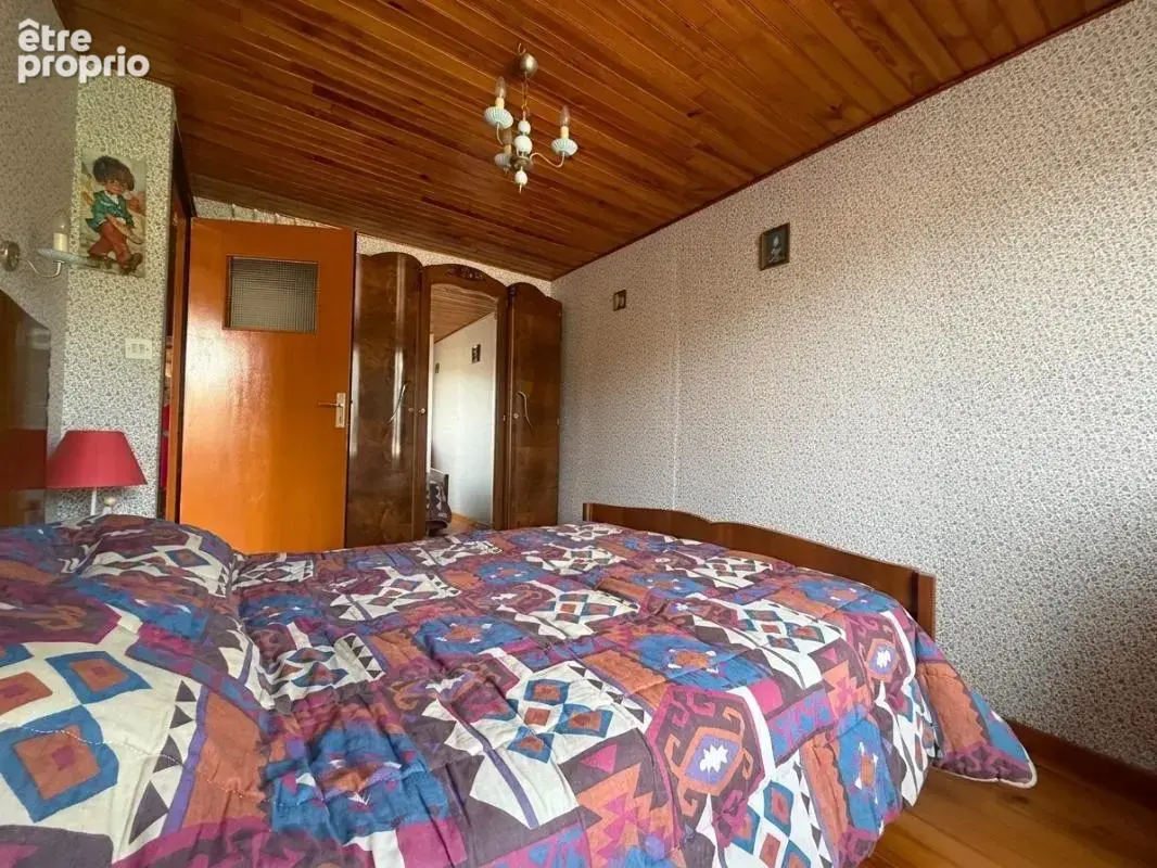 Maison 5 pièces / 69 m² / 55 000 EUR / BRASSAC - photo 7