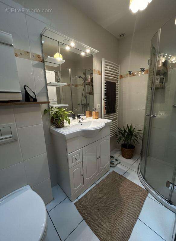 Maison à L'ILE-D'ELLE