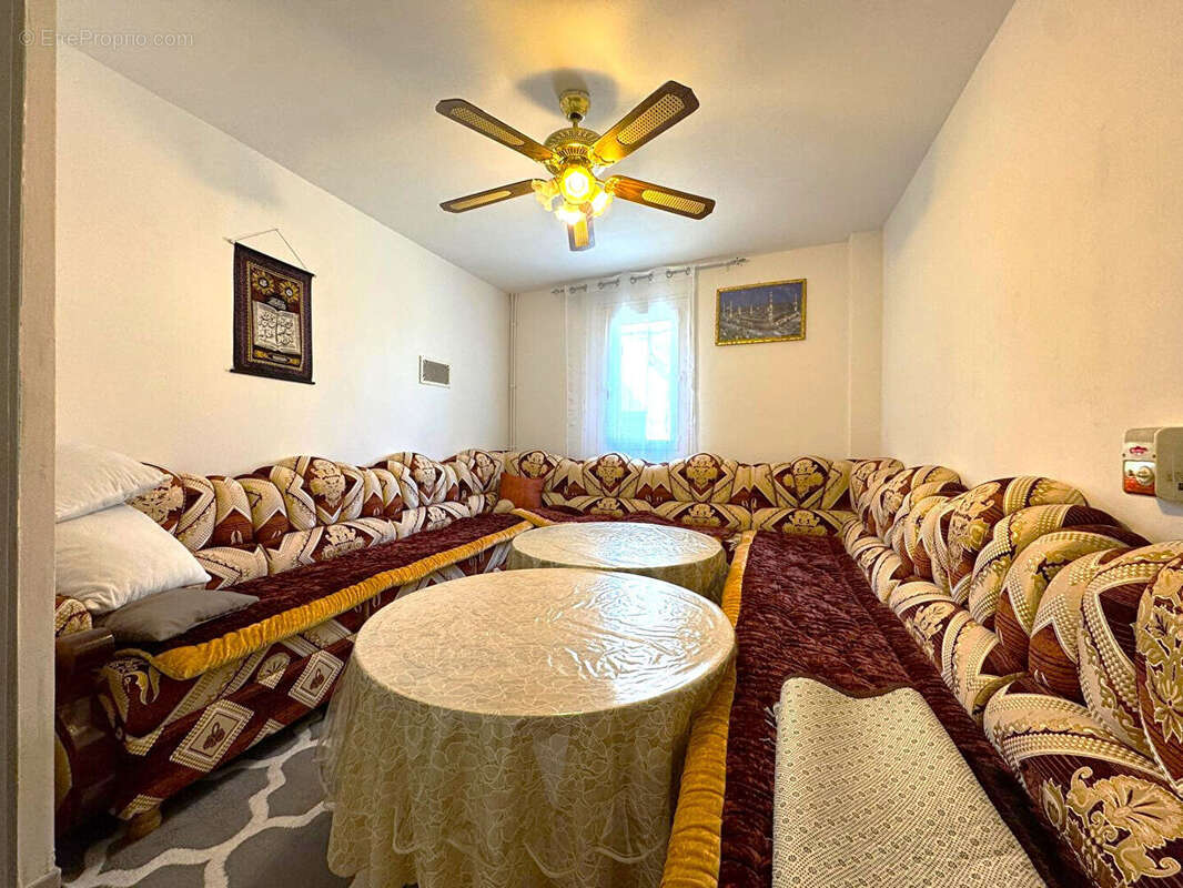 Maison à BAGNOLS-SUR-CEZE