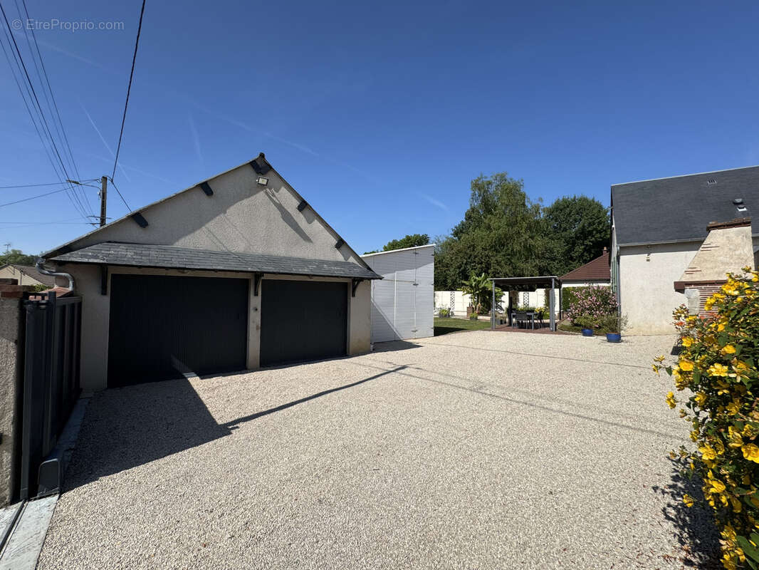 Maison à CHATEAUDUN
