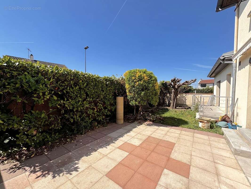 Maison 134 m² à Colomiers  - photo 2