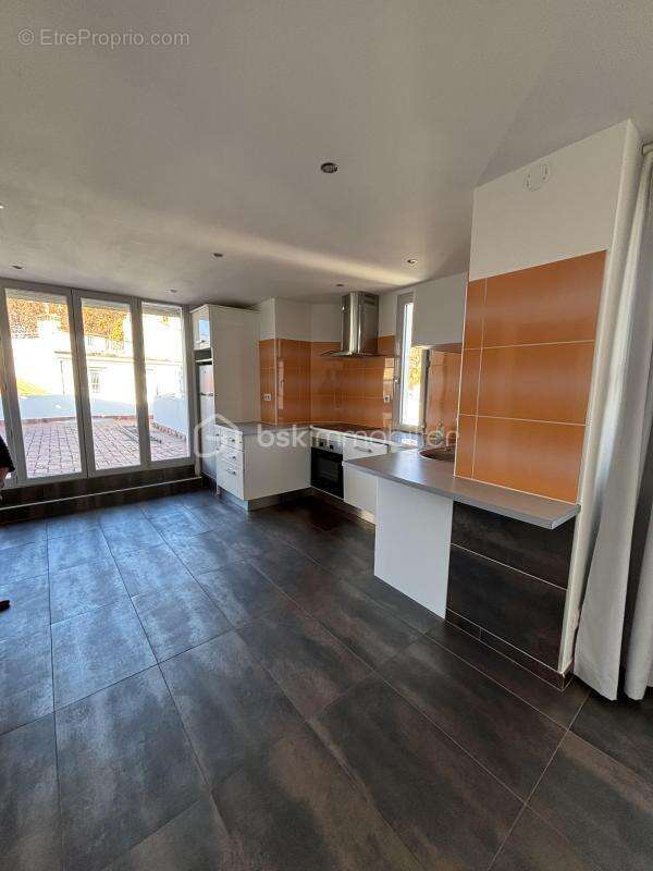 Très bel appartement f2 avec toit terrasse - photo 7