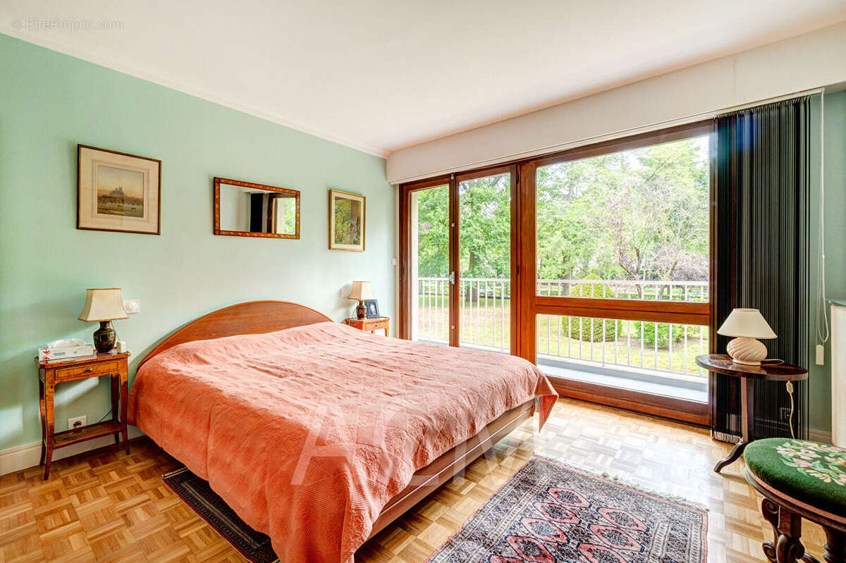 Appartement à MAISONS-LAFFITTE