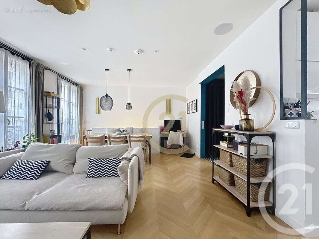 Appartement à PARIS-12E