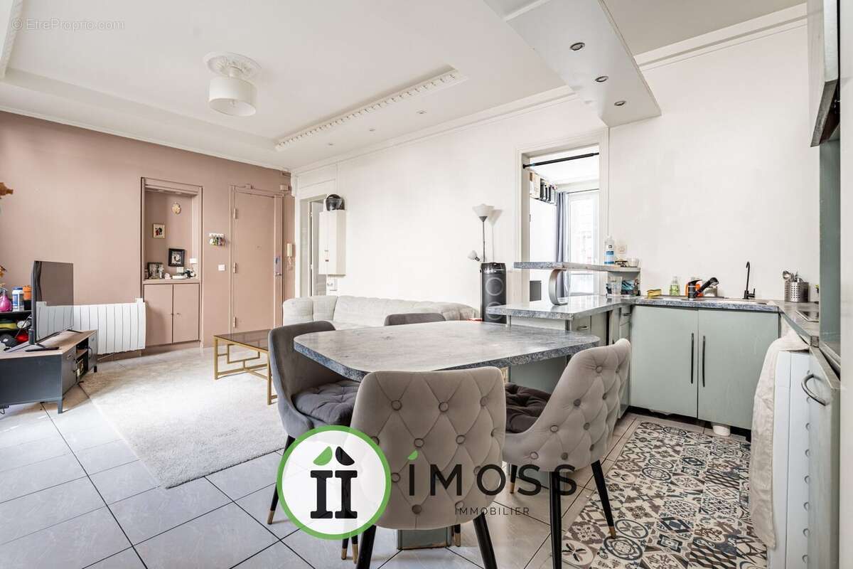 Appartement à PARIS-18E