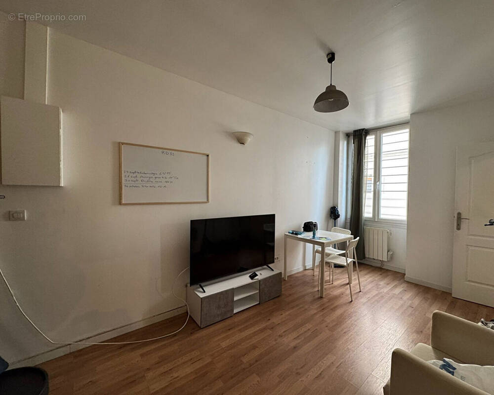 Appartement à AUBERVILLIERS