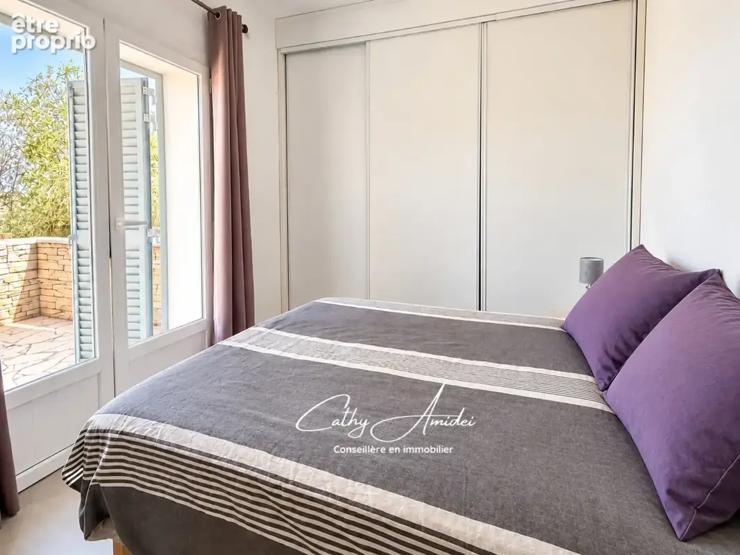 Osani (Corse) : A vendre, maison en pierre, avec deux appartements T3 indépendants, à 3Km de la plage - photo 8