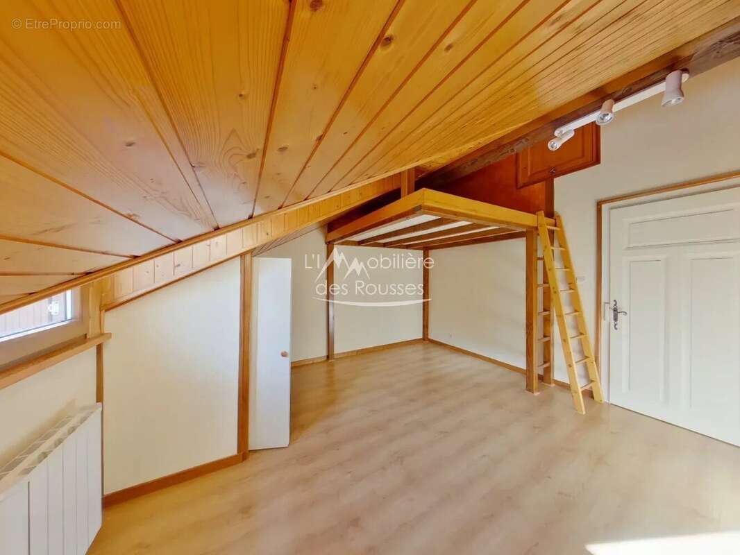 Appartement à BOIS-D&#039;AMONT