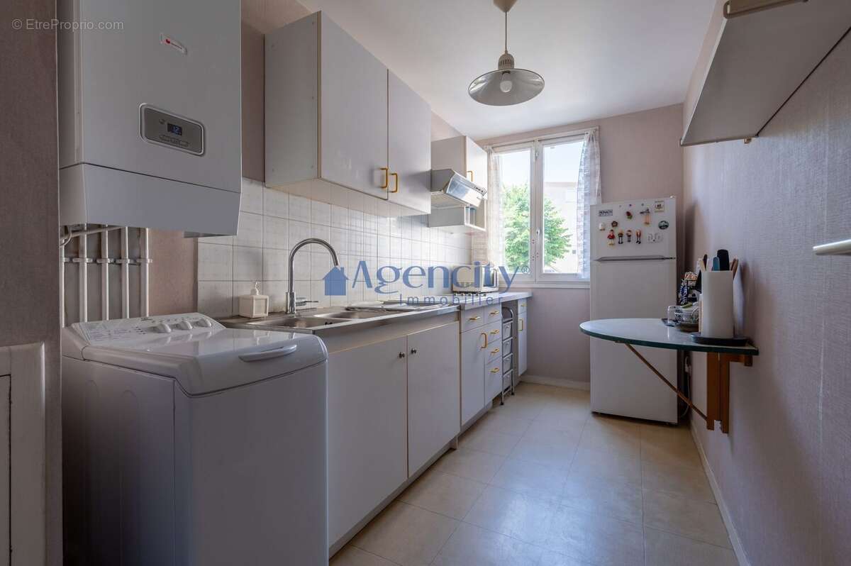 Appartement à LOGNES