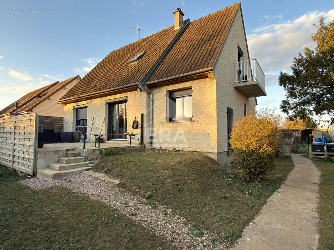 Maison à CAGNY