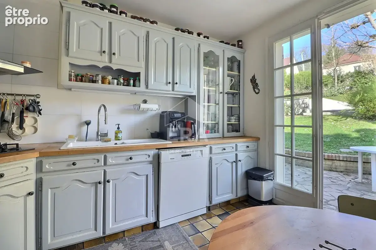 Maison 254m² à saint-leu-la-forêt - photo 7
