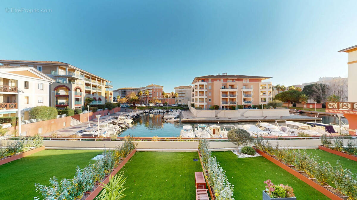 Appartement à FREJUS