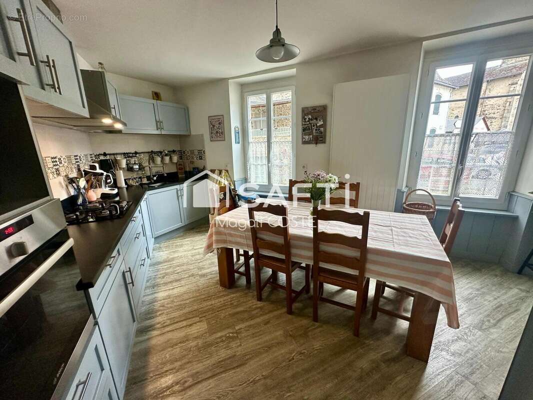 Photo 8 - Commerce à VABRE