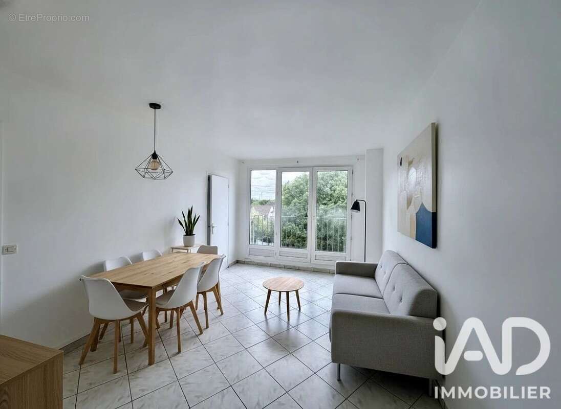 Photo 1 - Appartement à EPINAY-SUR-SEINE