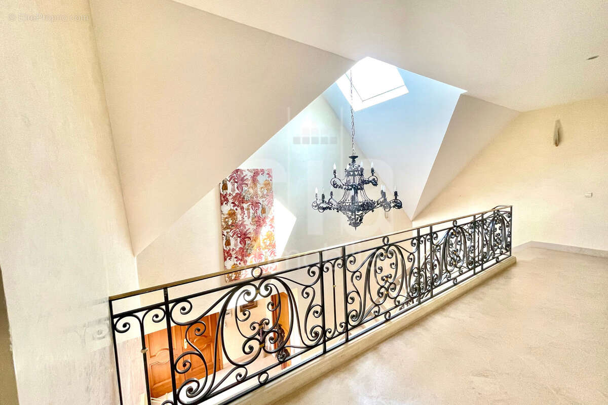 Maison à SAINT-MAUR-DES-FOSSES