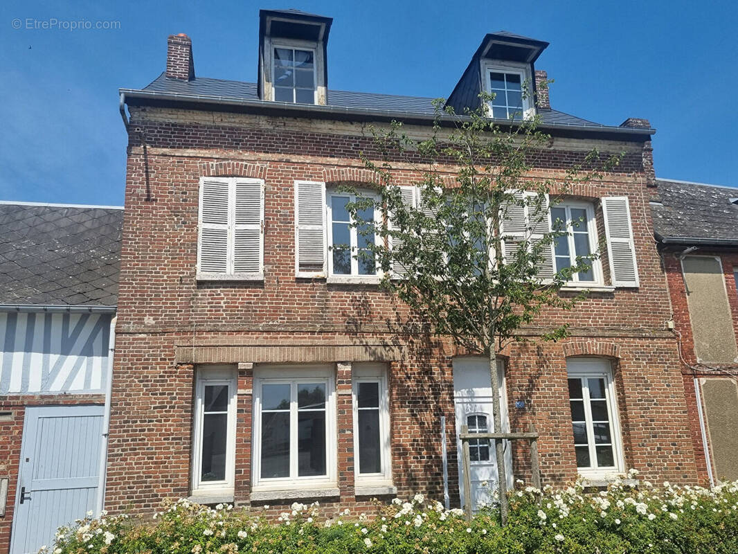Maison à SAINT-VICTOR-L'ABBAYE