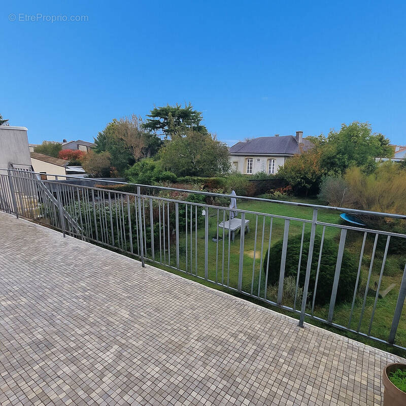 Maison à SAINT-SEBASTIEN-SUR-LOIRE