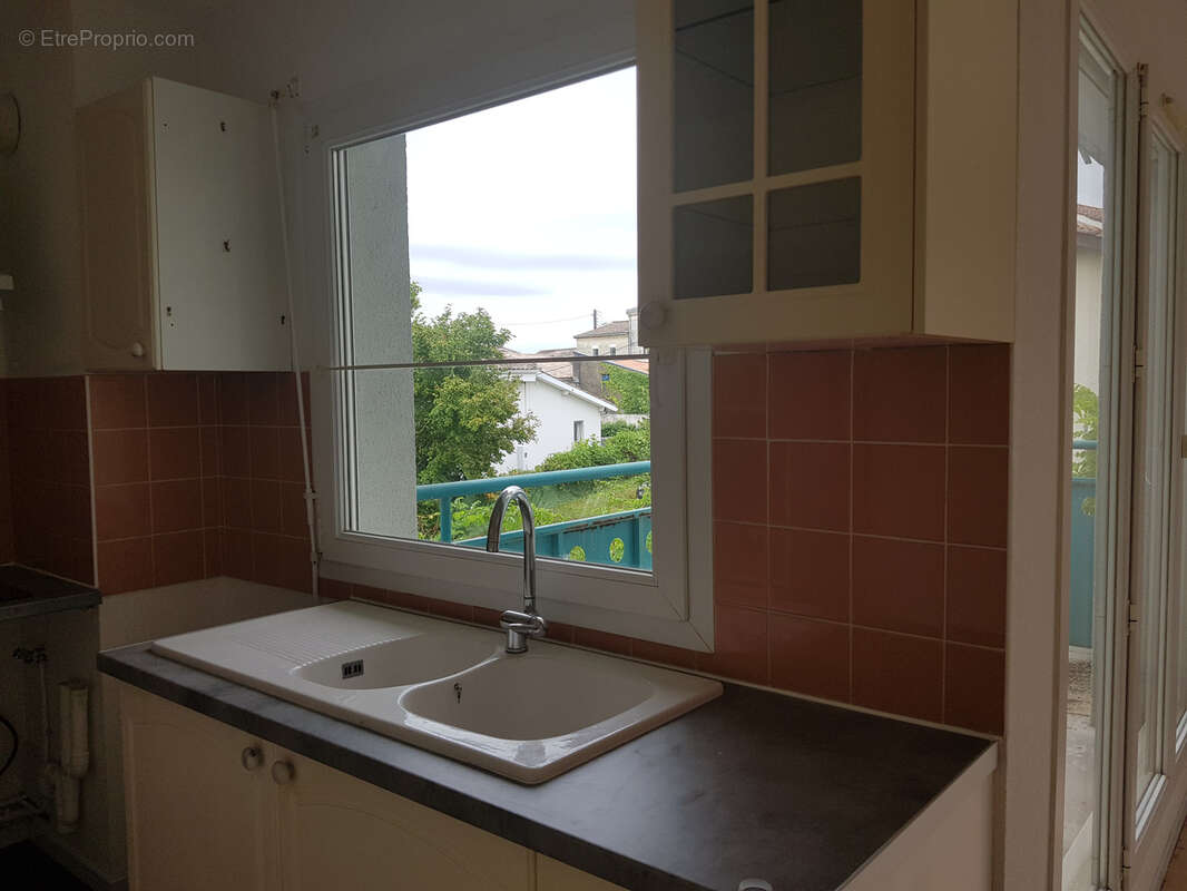 Appartement à SAINT-MEDARD-EN-JALLES