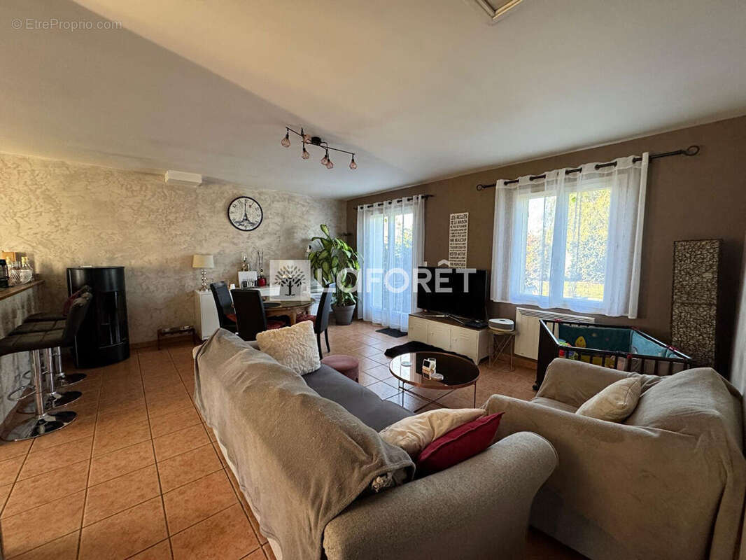 Maison à MAIMBEVILLE