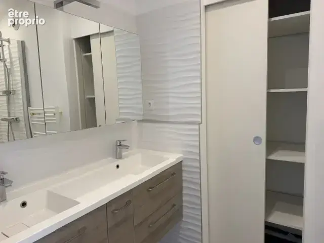 ORLEANS HYPER CENTRE-Appartement de Prestige de 143m2 avec stationnement. - photo 19