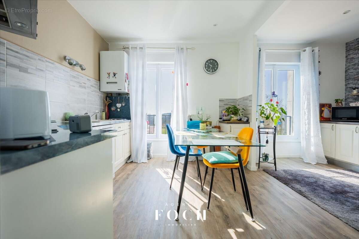 Appartement à ECROUVES