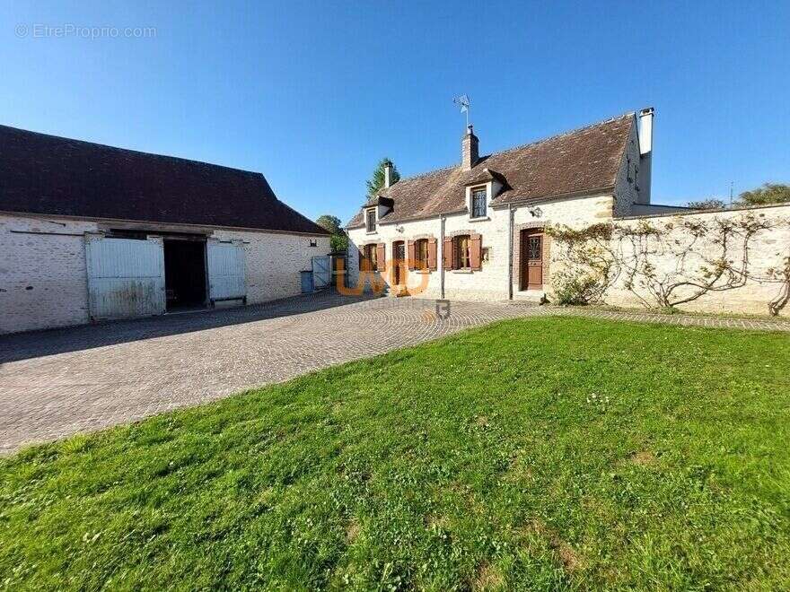 Maison à LONGUEVILLE