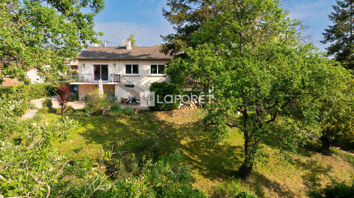 Maison à SAINT-GERMAIN-SUR-L&#039;ARBRESLE