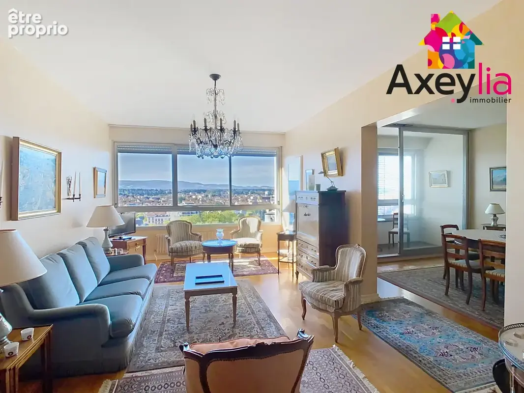 A vendre- roanne hyper centre- appartement t5 avec 2 caves et place de parking sécurisé - photo 5