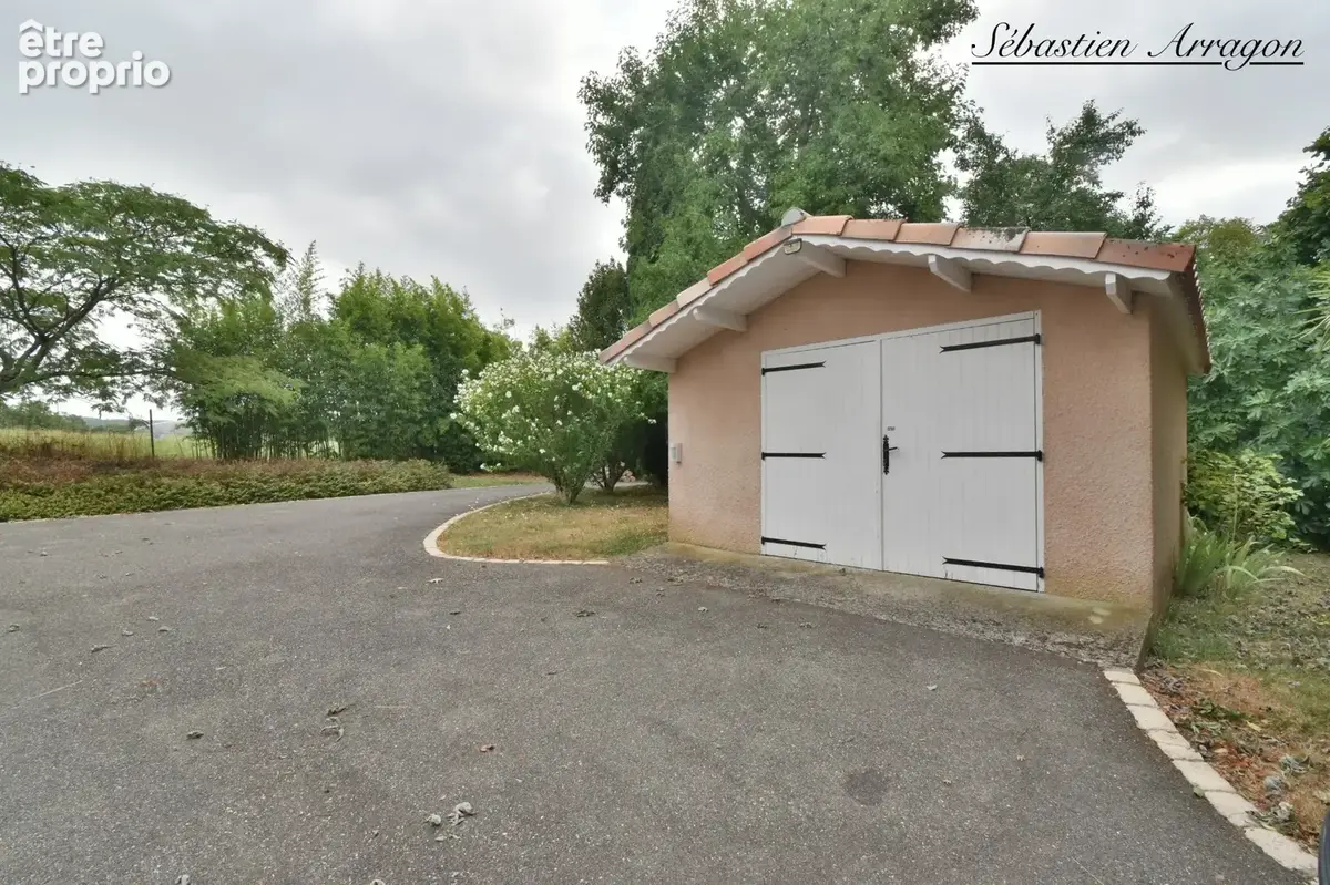 Entre Villeneuve-sur-Lot (47) et Saint-Sylvestre-sur-Lot – Belle maison de plain-pied avec piscine sur 3 800 m² - photo 19