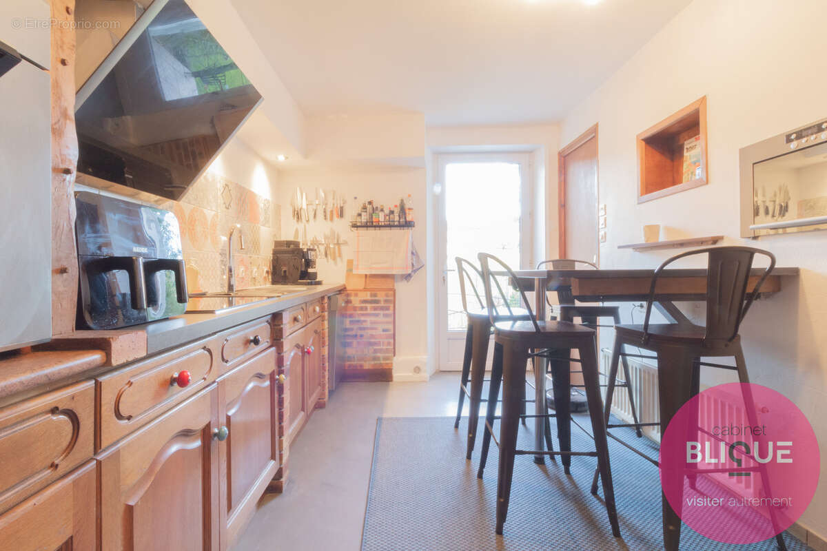 Maison à JALLAUCOURT