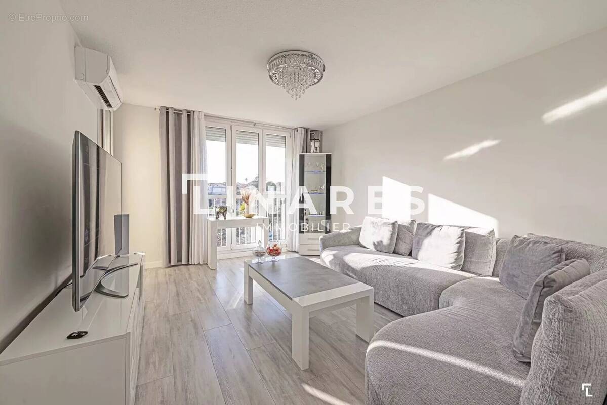 Appartement à MARSEILLE-12E
