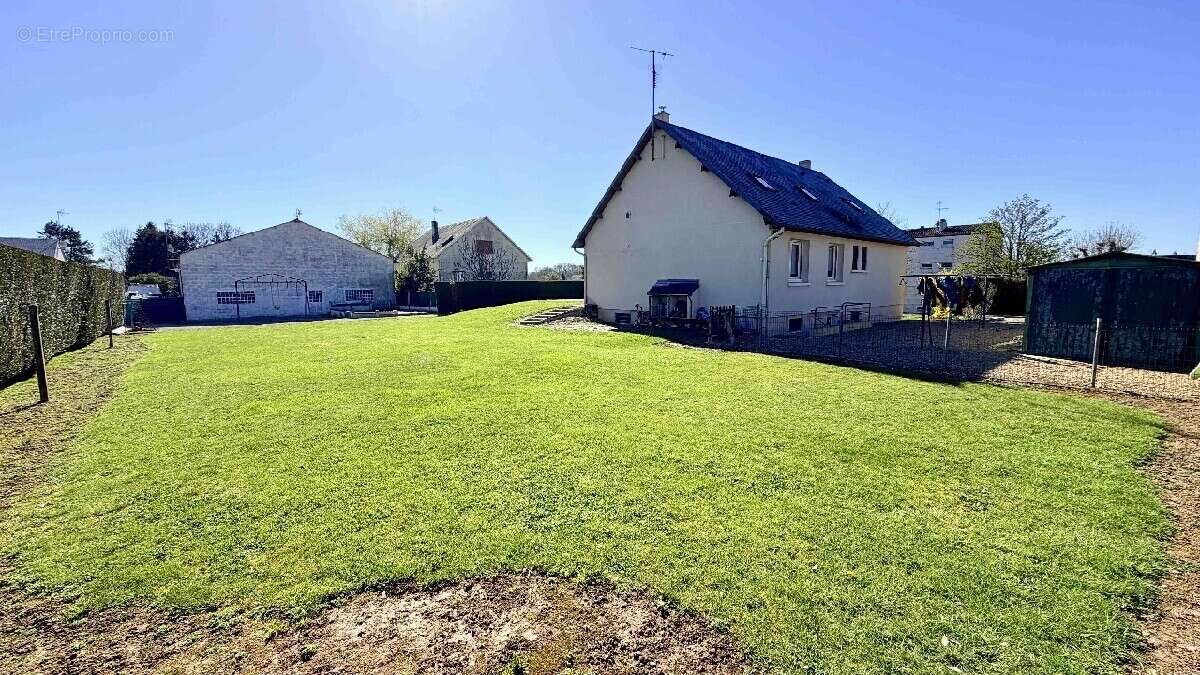 Maison à SENONCHES