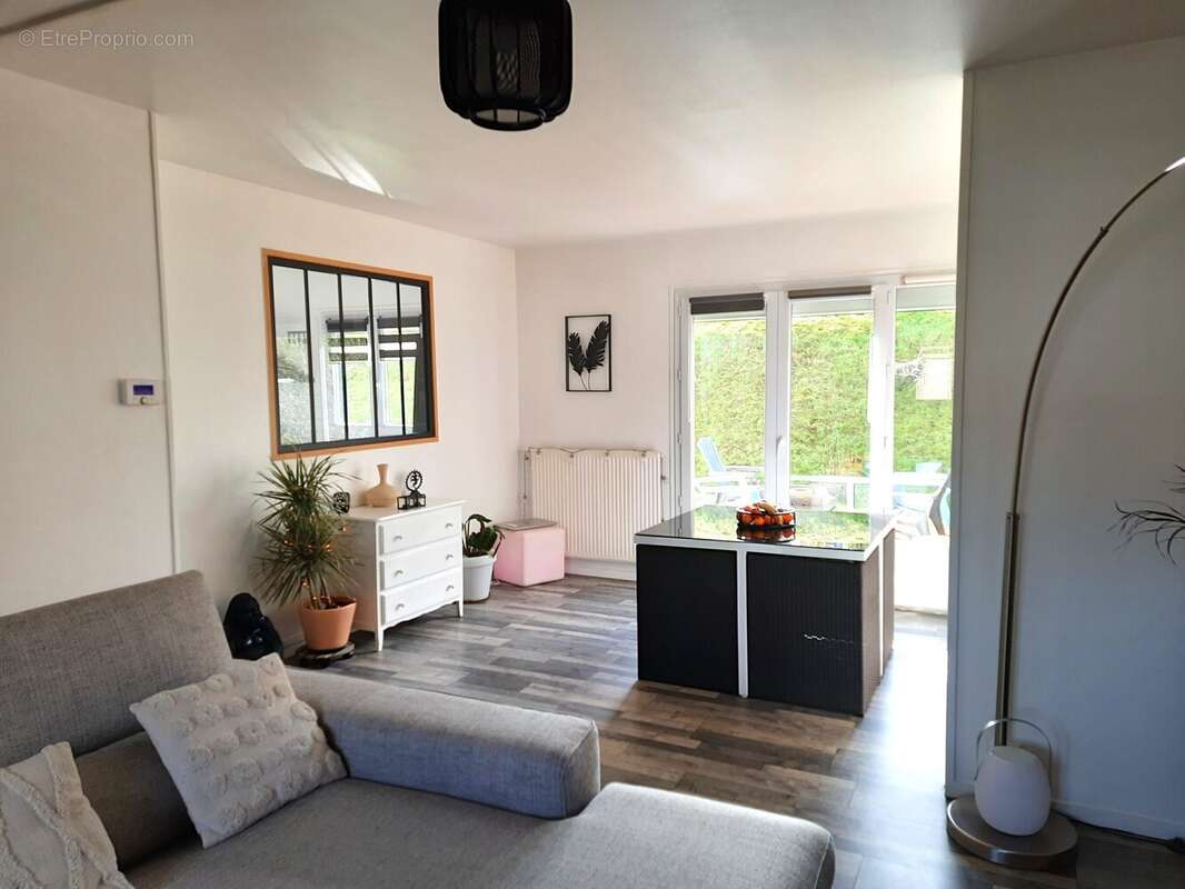 Maison à CANY-BARVILLE