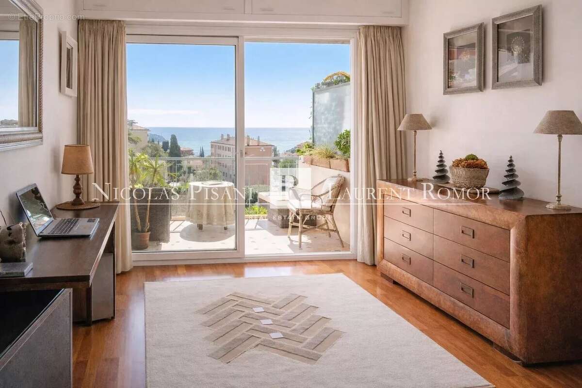 Appartement à VILLEFRANCHE-SUR-MER