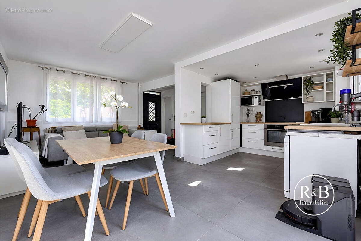 Maison Plaisir 4 pièces 85 m2 - photo 4