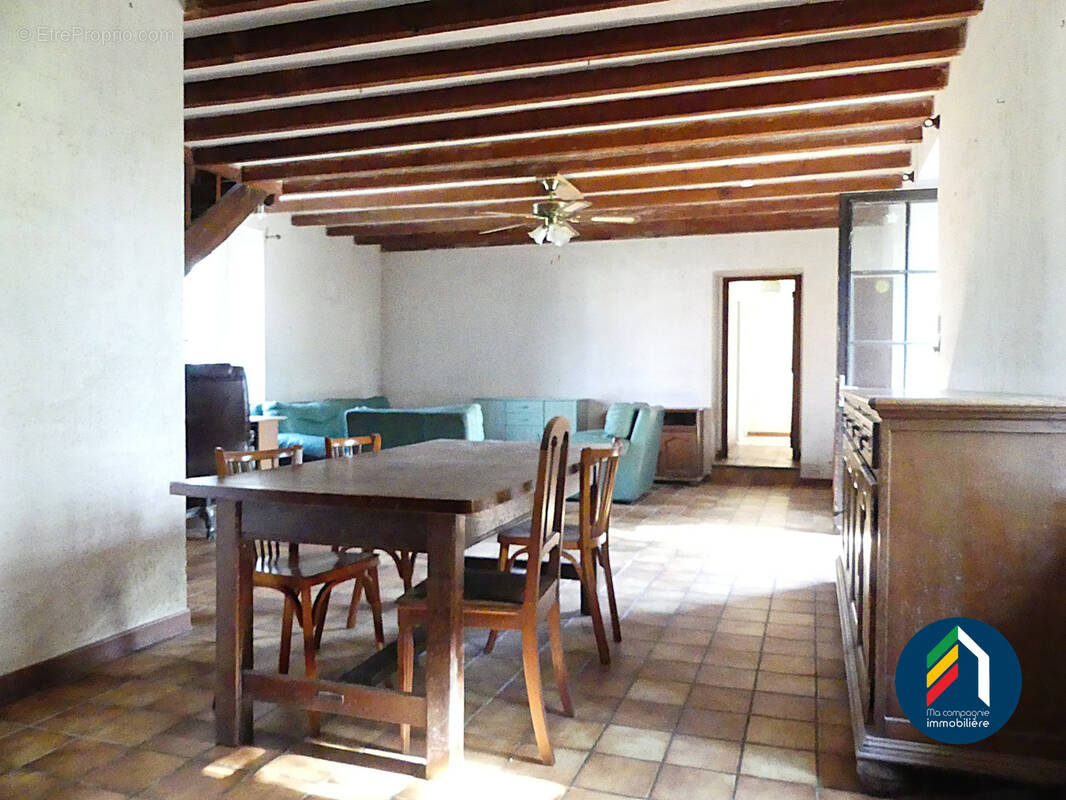 Maison à SAINTE-FLORENCE