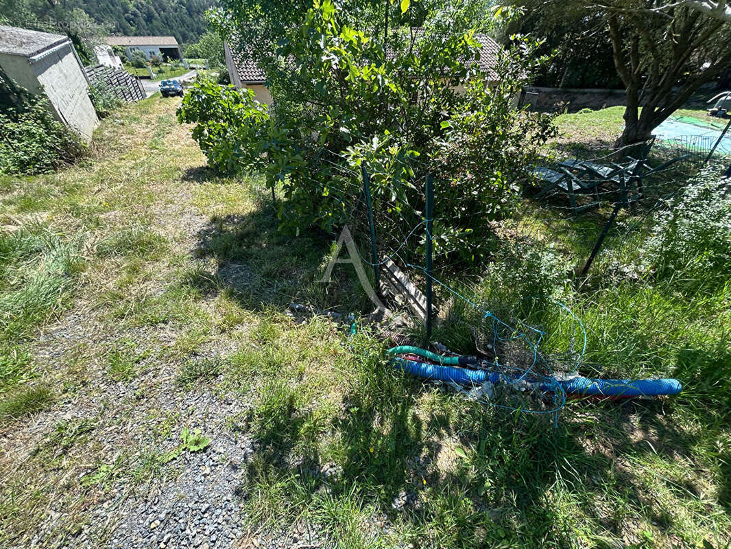 Terrain à VILLEFLOURE