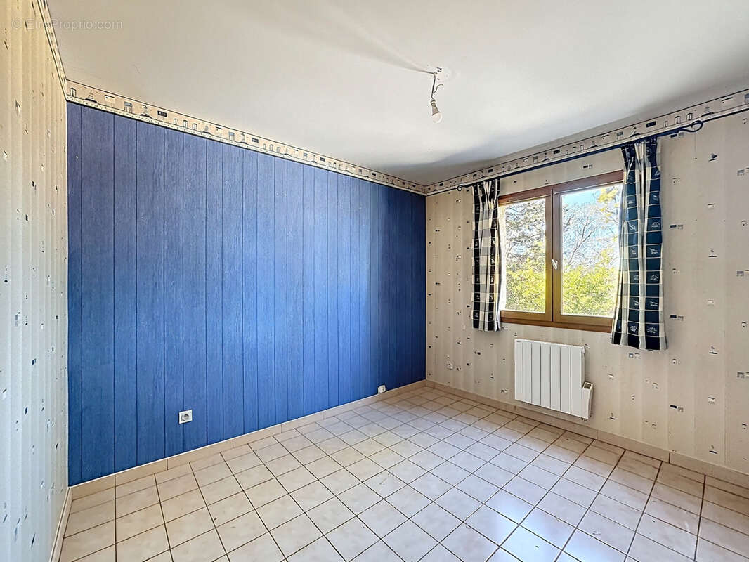 Maison à SAINT-ROMAIN-DE-JALIONAS