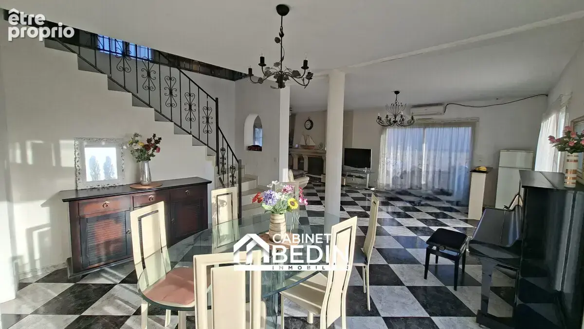 Maison 7 pièces 183 m² à vendre à Saint-Andre-De-Cubzac (33240) - photo 3