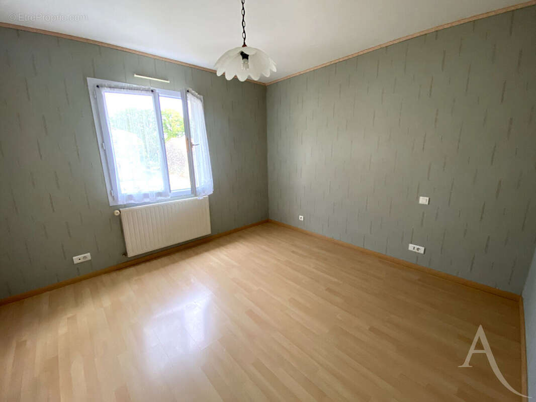 Maison à TREIZE-SEPTIERS