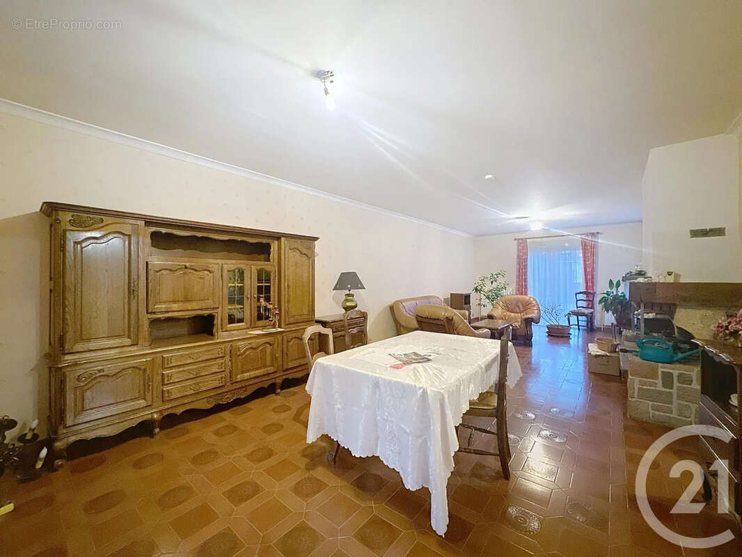 Maison à CRENEY-PRES-TROYES