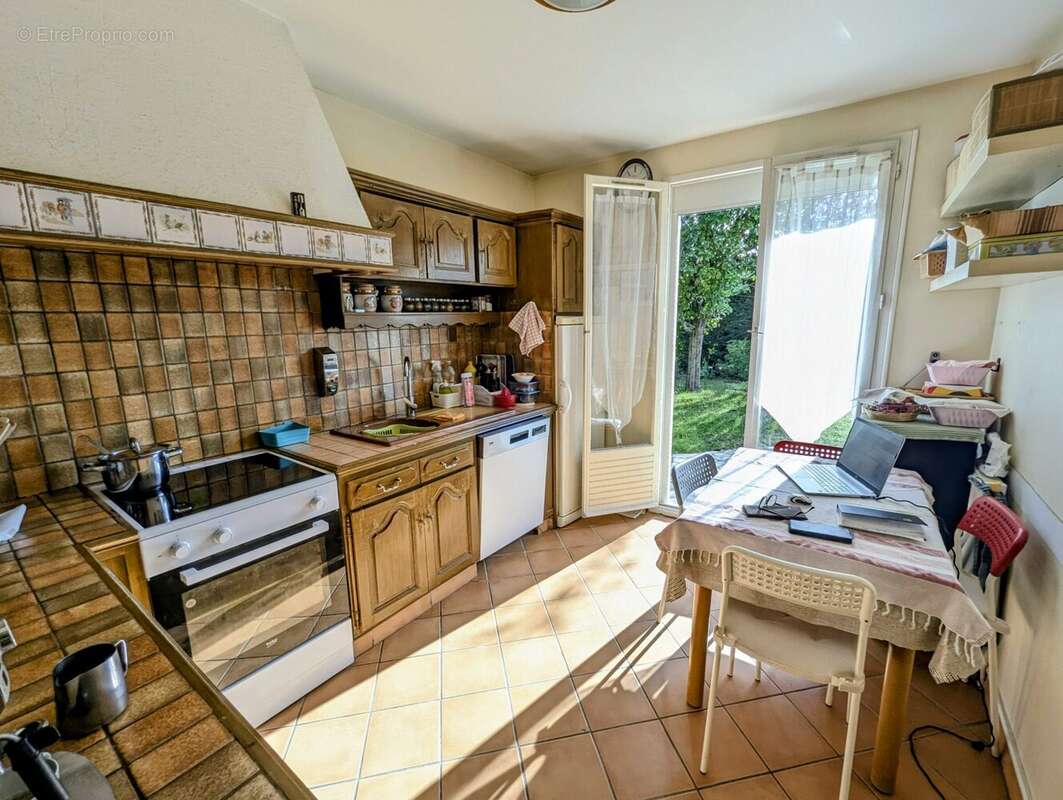 Maison à MONTIGNY-LE-BRETONNEUX