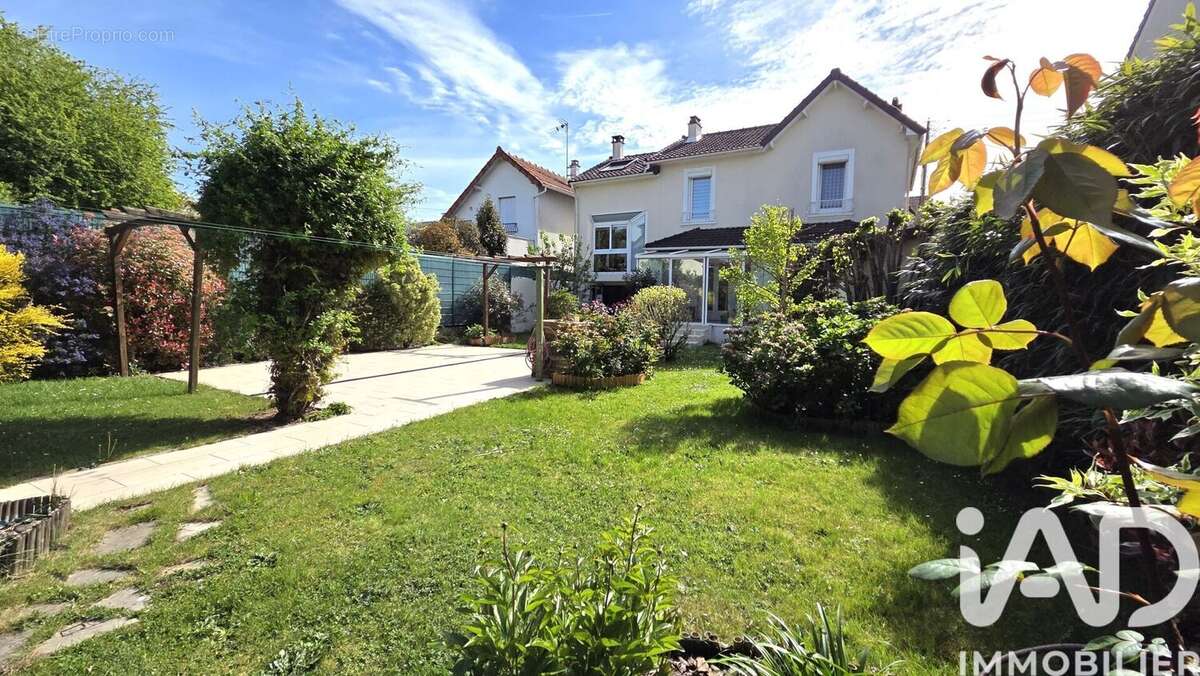Photo 1 - Maison à PARAY-VIEILLE-POSTE