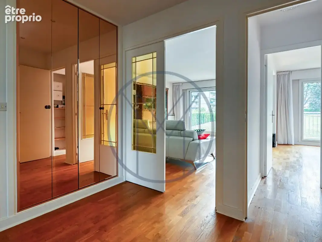 Versailles - clagny  appartement familial de 102 m² avec balcon, cave et parking - photo 2